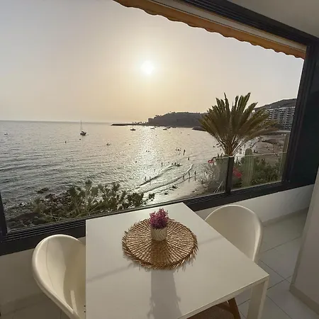 Donana Beachfront Ocean View Sunset Balcony アパート