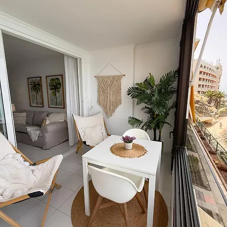 Donana Beachfront Ocean View Sunset Balcony パタラバカ