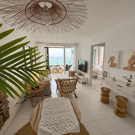 アパート Donana Beachfront Ocean View Sunset Balcony パタラバカ