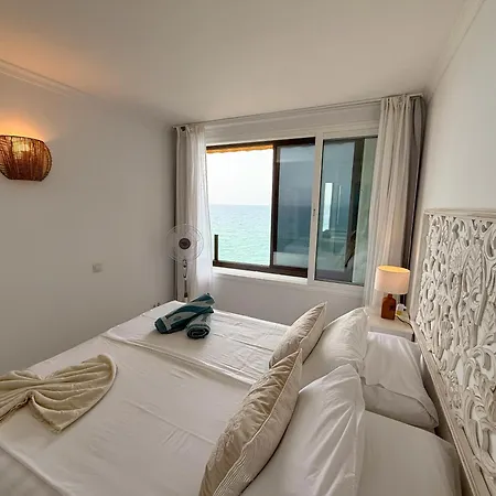 アパート Donana Beachfront Ocean View Sunset Balcony *