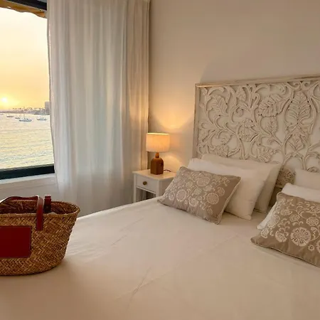 Donana Beachfront Ocean View Sunset Balcony Lejlighed *